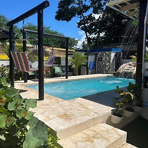 Villa Tropicoco Pool House Steps From The Beach Puerto Nuevo Exterior photo