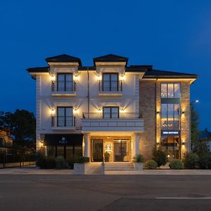 Reea Boutique Hotel Targoviste Exterior photo