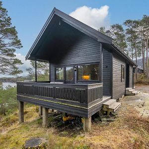 Villa Gunnarhytta, Valevåg Exterior photo