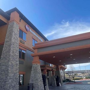 Best Western Premier KC Speedway Inn&Suites Bonner Springs Exterior photo