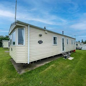 Hotel Lovely 8 Berth Caravan At Breydon Water Park, Nearby Norfolk Broads Ref 10111B Belton with Browston Exterior photo