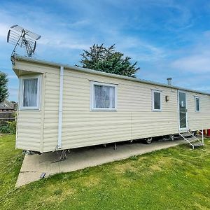 Hotel Great Caravan At Breydon Water Holiday Park, Ref 10086B Belton with Browston Exterior photo