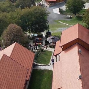 Hotel Fruskogorska Lugarnica Mala Remeta Exterior photo