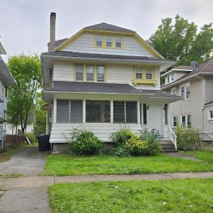 Private Rooms In Rochester Home- Near Hospitals And Universities Exterior photo