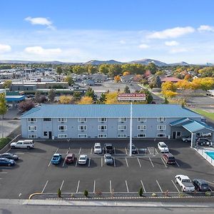 Kennewick Suites Exterior photo