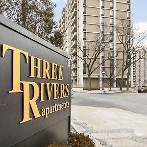 Ferienwohnung Landing At Three Rivers - Studio In Central Fort Wayne Exterior photo