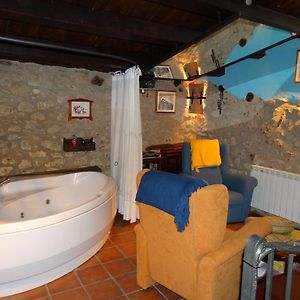 Villa Casa La Cantonera Con Zona Relax Jacuzzi La Cuba Room photo