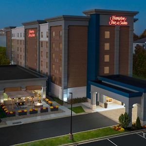 Hampton Inn&Suites Cleveland-Beachwood Exterior photo