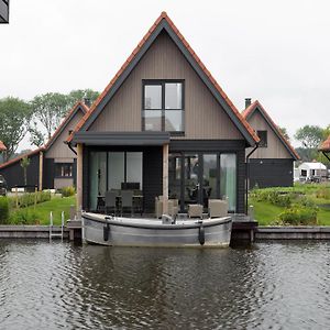 Luxious Water Villa With Two Bathrooms, At The Frisian Lakes Ossenzijl Exterior photo