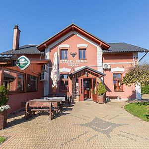 Hotel Penzion Farmer Kapušany Exterior photo