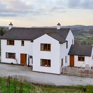 Villa Cleiriach Gwytherin Exterior photo