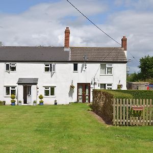 Villa Sparrows Nest Sampford Arundel Exterior photo