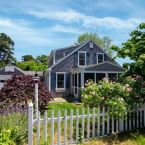 Villa Large Deck Fire Pit Dog Friendly Near Beach - Sleeps 10 Harwich Exterior photo