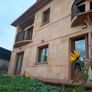 Villa Casa Rural Con Jardin Privado Y Acceso Gratuito A Piscina En Urbanizacion Carcedo de Burgos Exterior photo