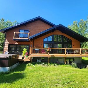 Villa Chalet - Mon Toit Pour Toi ! Bord De Lac Hébertville Exterior photo