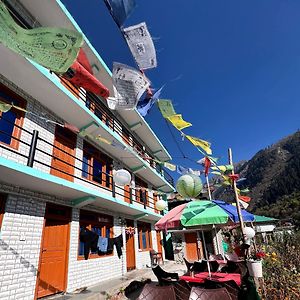 Old Village View Guest House Tosh Exterior photo