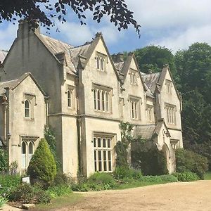 Hotel Hawkwood Stroud  Exterior photo