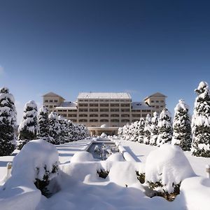 Qafqaz Riverside Hotel Qəbələ Exterior photo