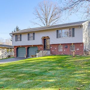 Ferienwohnung Pool, Deck And Grill Spacious Apt In Naugatuck! Exterior photo