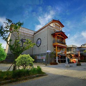 Hwangsil Tourist Hotel Jeonju Exterior photo