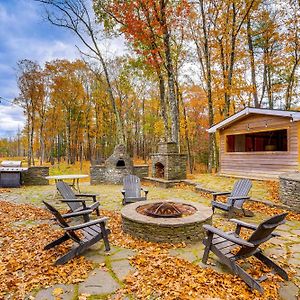 Villa Private Hot Tub On 10 Acres Cozy Catskill Getaway Exterior photo