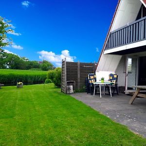 Leonie 6 Pers Holiday Home With A Large Garden Close To The Lauwersmeer Anjum Exterior photo