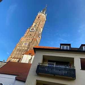 Ferienwohnung Stadthaus Mitten In Der Altstadt Landshut Exterior photo