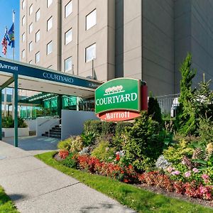 Hotel Courtyard By Marriott New York Jfk Airport Exterior photo