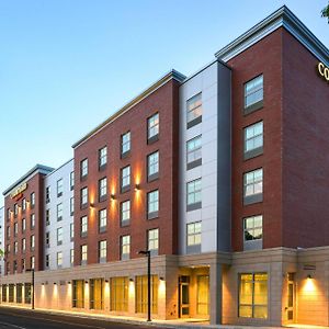 Hotel Courtyard By Marriott Edgewater Nyc Area Exterior photo