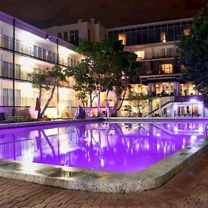 Magnuson Grand Conference Hotel Winter Haven Exterior photo