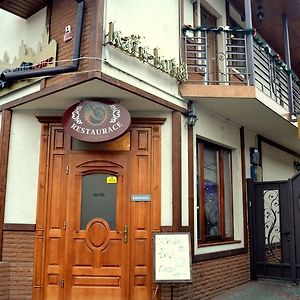 Hotel Zlata Praha Mukatschewo Exterior photo