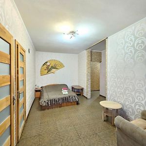 Ferienwohnung 3 Кімнатна Квартира. Центр. Бульвар Шевченка Tscherkassy Exterior photo