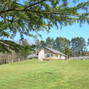 Bed and Breakfast Gadeyne Nathalie Le Chalet De Malvoue Vimoutiers Room photo