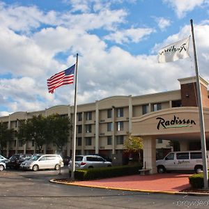 Hotel Radisson Rochester Airport Exterior photo