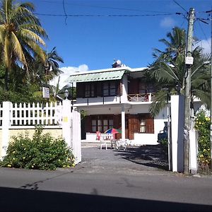 Ferienwohnung Auberge Etiennette Trou d'Eau Douce Exterior photo