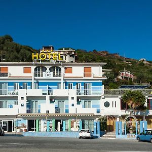 Hotel La Carruba Cetraro Exterior photo