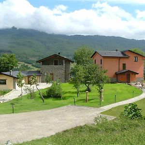 Bed and Breakfast Borgo Tiedoli Borgo Val di Taro Exterior photo