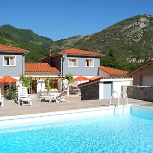 Hotel Les Terrasses De Castelmerle Niaux Exterior photo