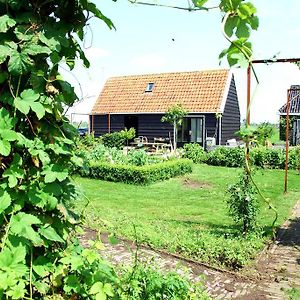 Bed and Breakfast Bed In Waterland Broek in Waterland Exterior photo