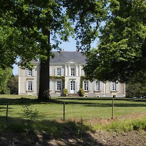 Bed and Breakfast Demeure Les Montys Haute-Goulaine Exterior photo