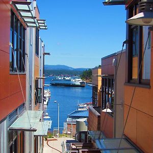 Island Inn at 123 West Friday Harbor Exterior photo