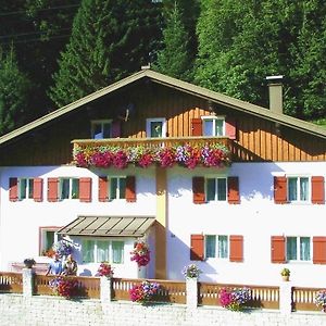 Bed and Breakfast Haus Jochum Langen am Arlberg Exterior photo