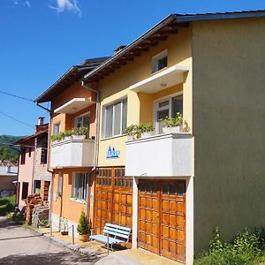 Pamir Guest House Šipkovo Exterior photo