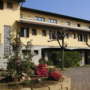 Albergo Sant'Anna Solbiate Olona Exterior photo