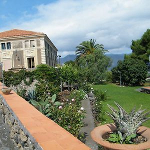 Villa Etna Wine Azienda Agrituristica Passopisciaro Exterior photo