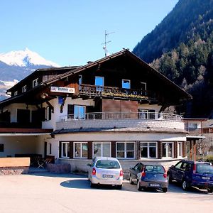 Gasthof Residence Brugghof & Erlhof Sand in Taufers Exterior photo