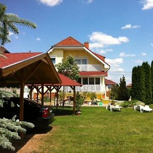 Hotel Györgyi Haus Bük Exterior photo