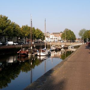 Bed and Breakfast De Oude Haven Zierikzee Exterior photo