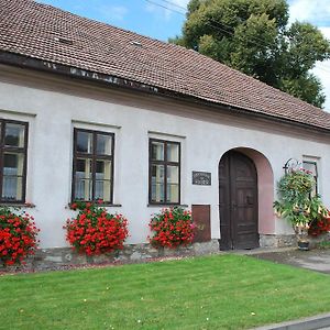 Rodinne Ubytovani Na Habesi Crhov Exterior photo