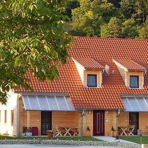 Ferienwohnung Holzblockhaus Stark Kelheim Exterior photo